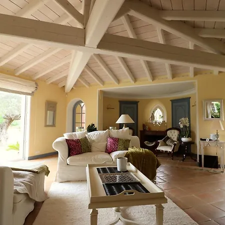 Moorea Villa *